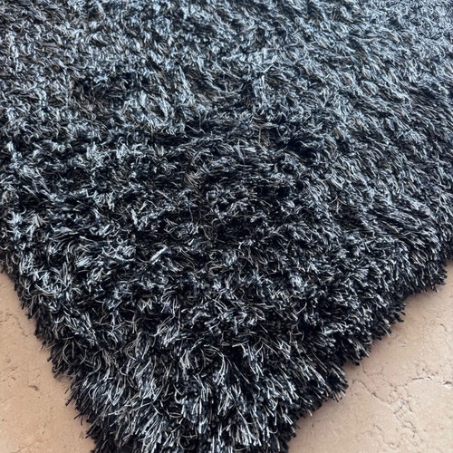 Shaggy rug 323×248 cm like new, dark gray, long pile