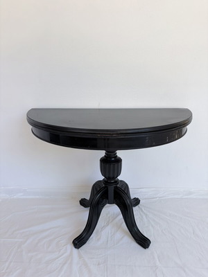 Vintage wooden round side table, extendable