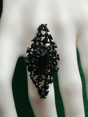 Black vintage ring with resin designs black color open size new