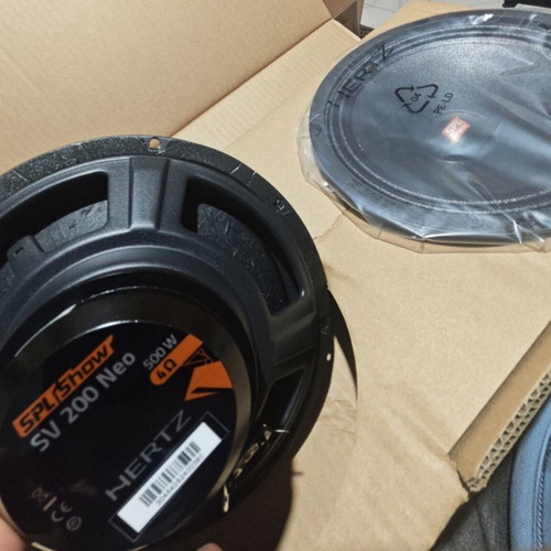 Car audio system Audio Pro surround like new with Hertz speakers and Alpine source