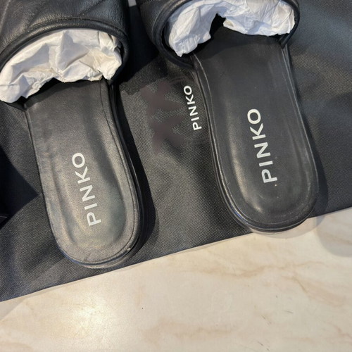 Pinko sandals with dust bag and box, black, size 40