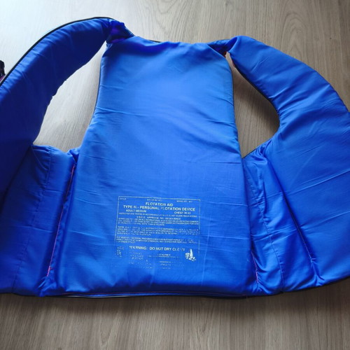 Body Glove adult life jacket vest used, excellent condition