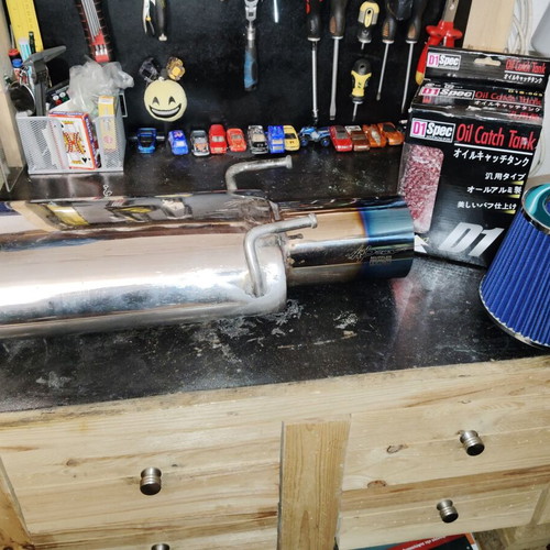 Exhaust tip free flow like new with silencer and genuine HKS tip
