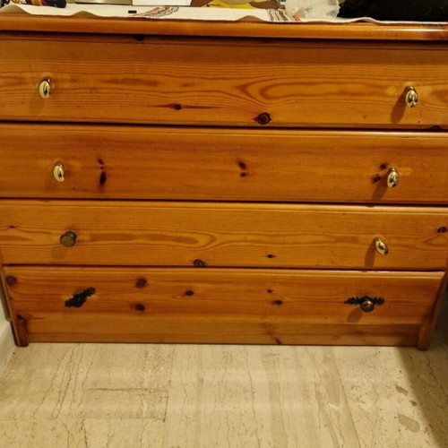 Chest of drawers with matching mirror like new, Swedish wood