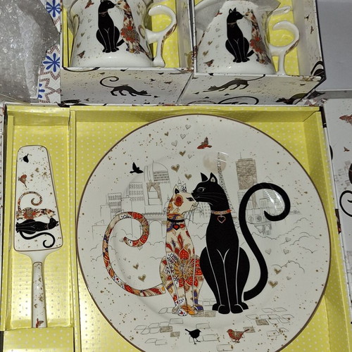 Porcelain tea set Cats series new, 2 cups with lids and strainer, cake plate