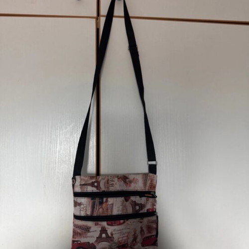 Crossbody bag with Paris design like new, black and red