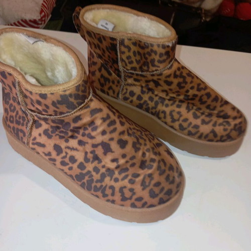 Sinsay ankle boots No40 new leopard print with inner fur