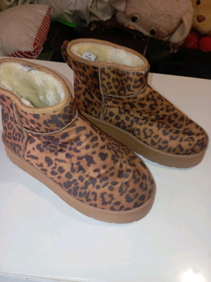 Sinsay ankle boots No40 new leopard print with inner fur
