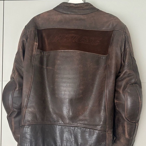 Dainese Stripes D1 leather jacket brown like new with spine protector