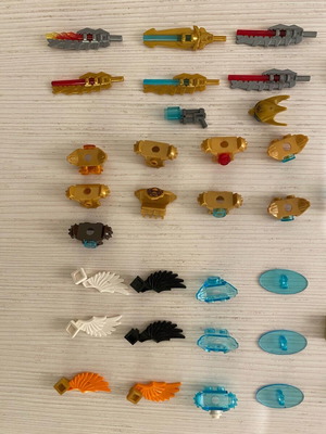 Lego Chima figures and accessories used collection