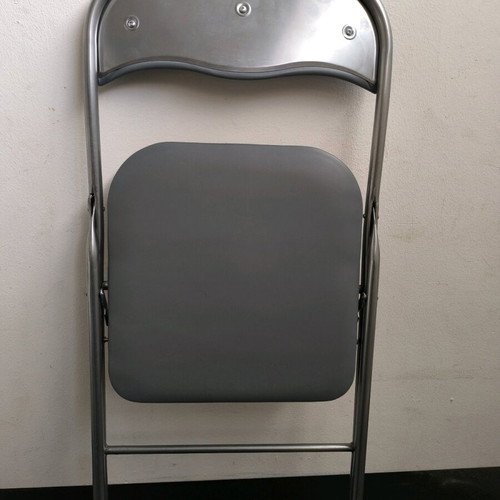 Metal chairs like new, pack of 8