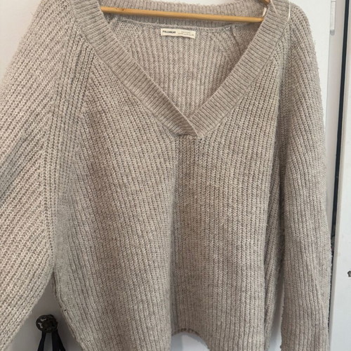 Pull & Bear lilac woolen sweater, size M