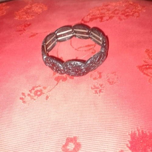 Bracelet with elastic like new