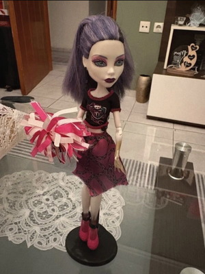 Monster High doll like new