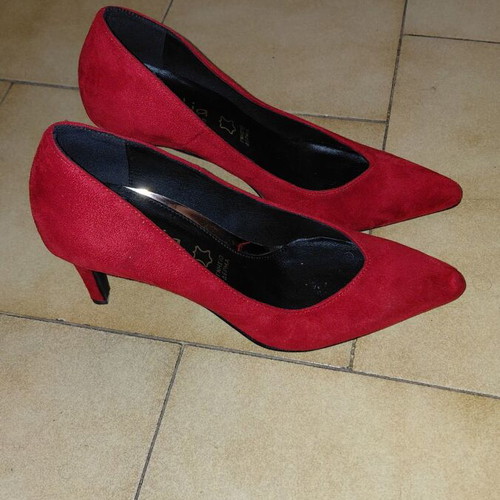 Tamaris heels new, size 36
