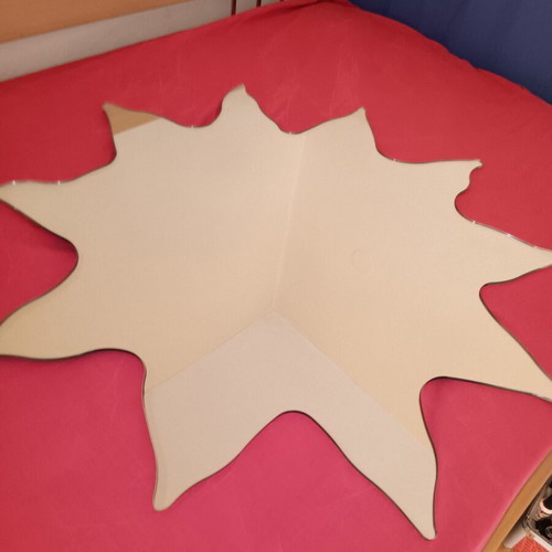 Sun-shaped mirror like new 70x70