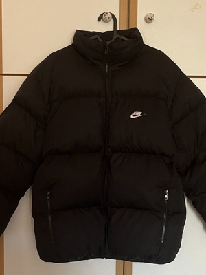 Nike Sportswear Club Puffer jacket, black and white, size S