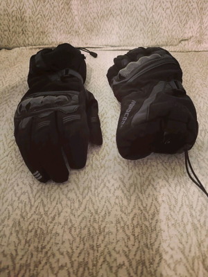 Nordcode Voras winter motorcycle gloves like new, size Medium
