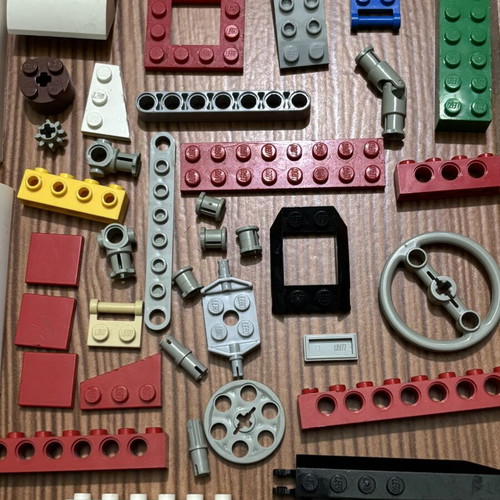 Vintage Lego Technic parts used, pack of 110