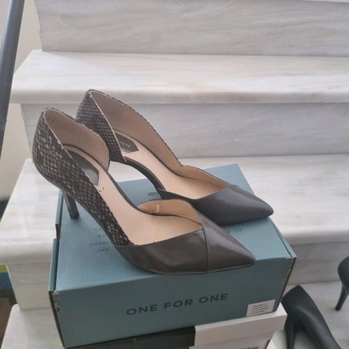 Women's pumps size 38 like new and worn 1-2 times