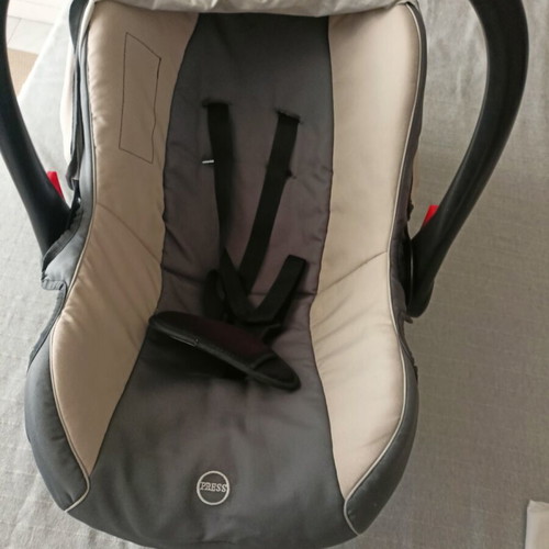 Bebe Stars Baby Car Seat like new, grey-beige