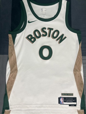 Tatum authentic basketball jersey, size M