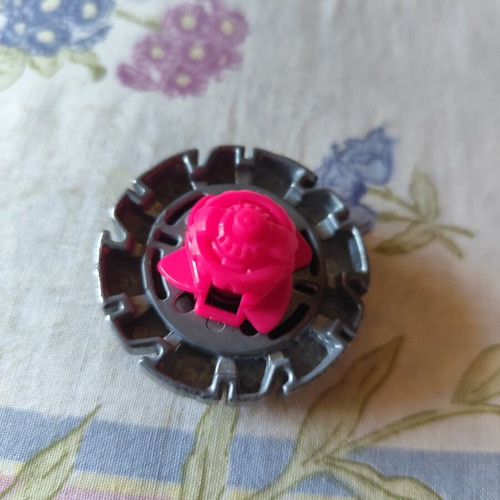 Beyblade Wolf like new