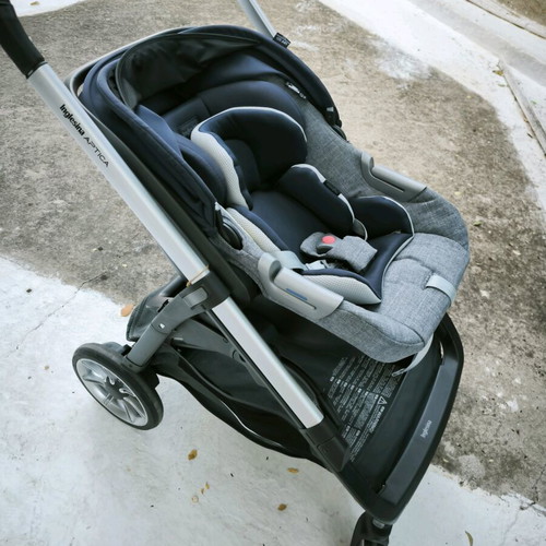 Iglesina Aptica 2 in 1 baby stroller like new