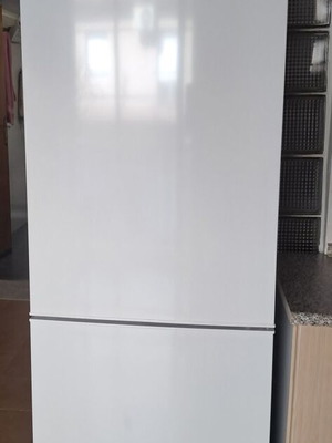 Ψυγείο Delonghi 66x66x185cm σε άριστη κατάσταση