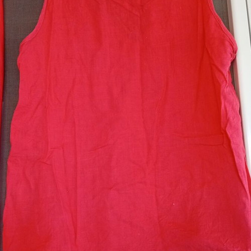 Emery Rose skirt and blouse set like new, size large, red