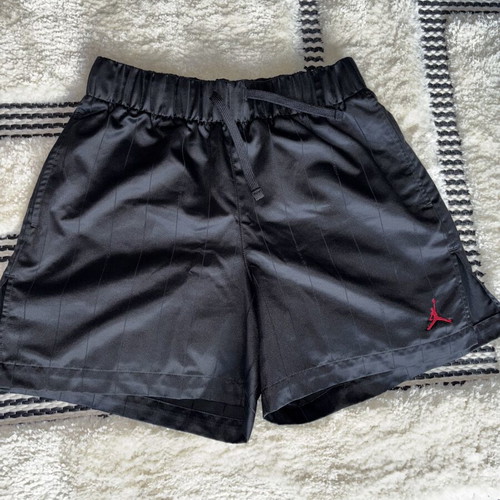 Jordan Unisex shorts like new, black and red, size S