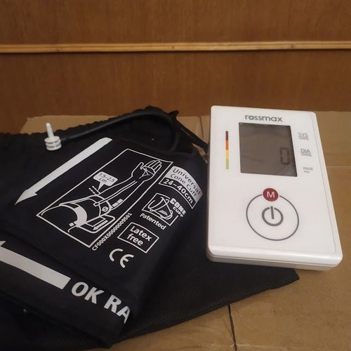 Rossmax CH155f Electronic Arm Blood Pressure Monitor like new