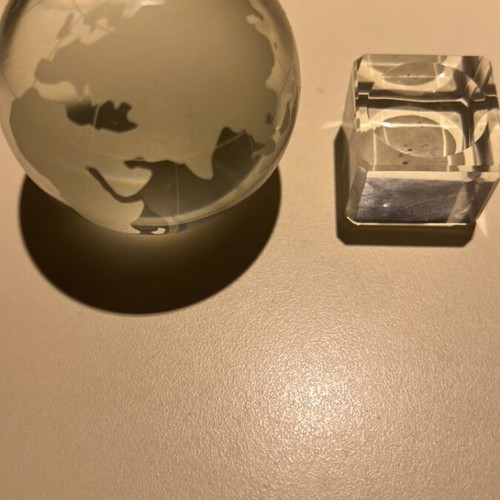 Crystal globe desk decor used with engraved continents and meridians