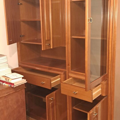Composition cabinet with showcase and interior lighting, set of 4, like new
