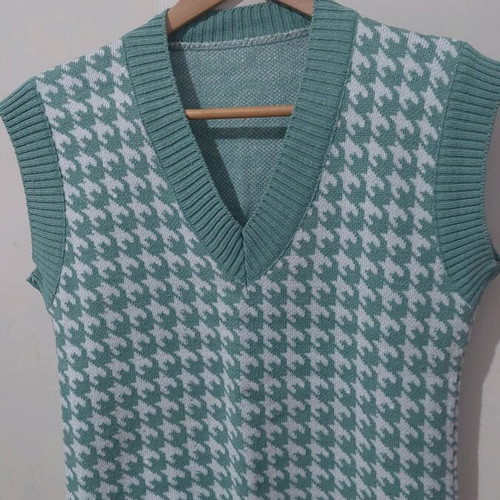 Knitted sleeveless top like new, size S (36/8)