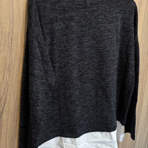 Sfera women's two-tone blouse like new, size Large, gray and white