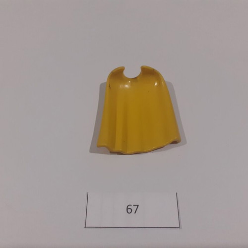 Playmobil yellow cape 67 used