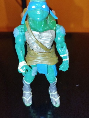 Leonardo action figure from Teenage Mutant Ninja Turtles used 13 cm