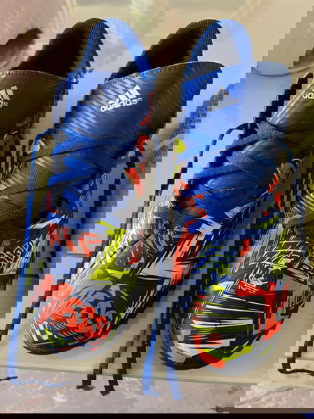 Adidas ποδοσφαιρικά με σχάρα 42 2/3 Σα καινουρια