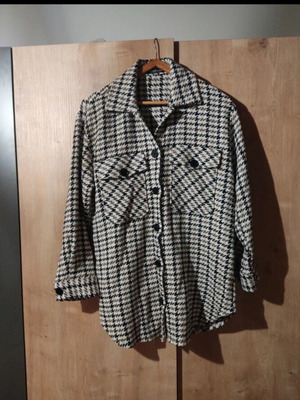 Women's jacket like new, black and beige, size M