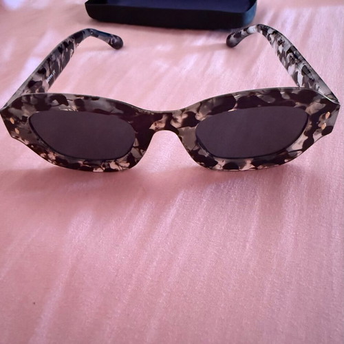 Red Raven sunglasses used, tortoise shell
