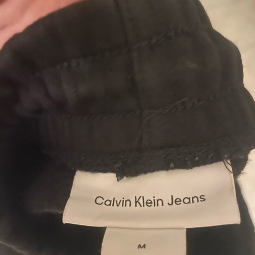 Calvin Klein shorts size M black like new