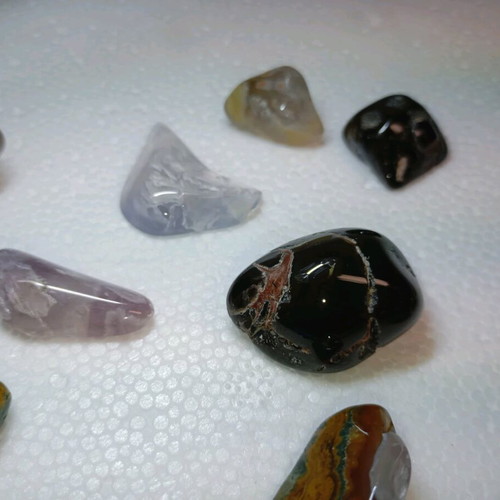 Package of various rocks like new