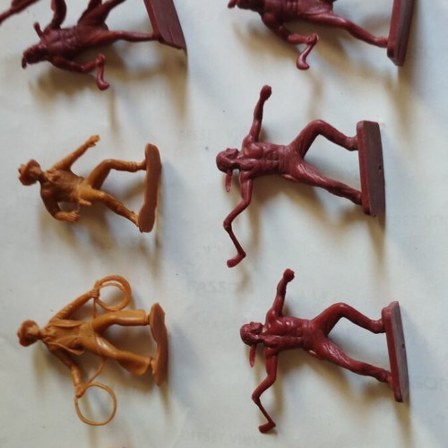 Indians and Cowboys Figures and House vintage 1970s, used