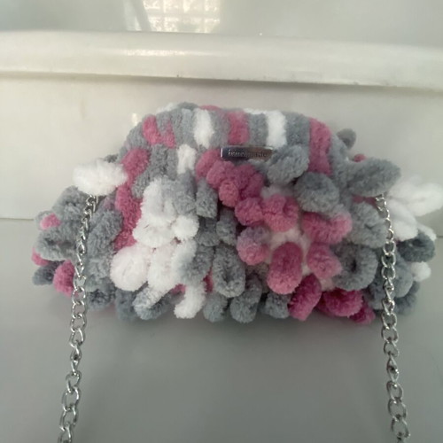 Handmade puffy bag with chain, like new, gray and pink