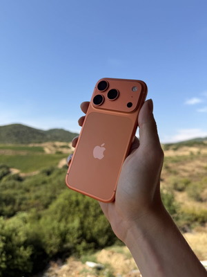 Apple iPhone 17 Pro 256GB, оранжев
