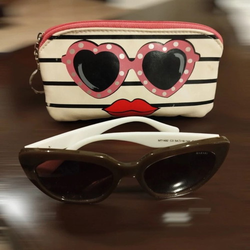 Marabu cat-eye sunglasses like new, brown with white arms