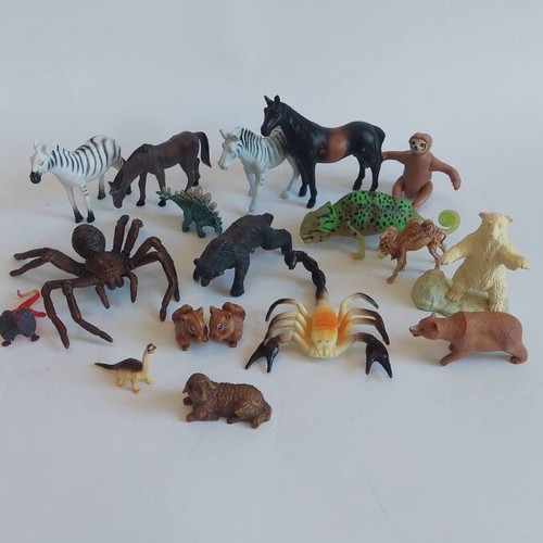Figures like new, collection or play set