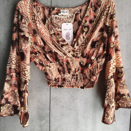 Salmon Crop Top and Pants Set new, colorful paisley print