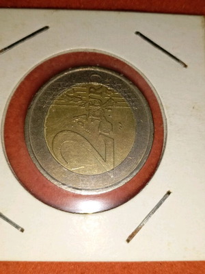 2 euro coin used with off center hit error